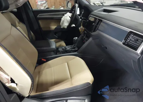 2022 Volkswagen Atlas Cross Sport Se from USA, damaged, VIN 1V2KC2CA7NC230879